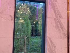 -上海虹桥西郊假日酒店