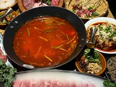 -贵厨酸汤牛肉(花果园国际中心店)