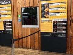 -怀托摩萤火虫洞