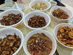 -笨罗卜浏阳菜馆(龙华鹏润达店)