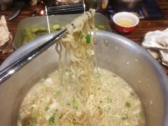 -蚝堡海鲜·威海菜·海肠捞饭·烧烤·亚洲吃蚝公司(幸福门店)