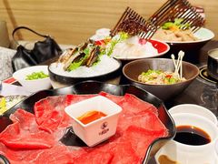 -红鼎豆捞·非遗鲍皇汤火锅(宝丰路店)