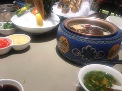 -享月汤皇·海鲜小火锅·聚会(曲江创意谷店)