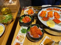 鲜剪嫩豆苗-么肆烤肉·中式自助·烤肉大排档(街道口季佳PAI店)