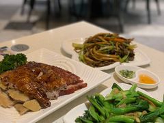 方鱼炒芥兰-香港新发烧腊茶餐厅(书城店)
