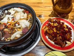 -菌之家·专业纯野生菌火锅·特色炒菌