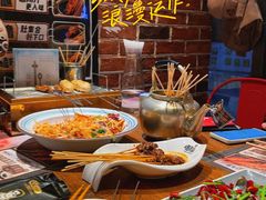 -喝丢一只鞋辣炒海鲜小烧烤(三八广场店)