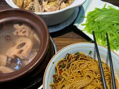 -民间瓦缸煨汤館(嵩山路店)