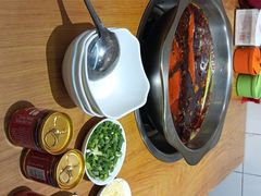 -李记称盘牛杂串串(广厦店)