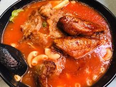 番茄浓汤鸡翅猪扒通粉-华嫂冰室(尖沙咀店)