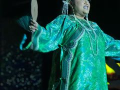 -金东尼人妖秀