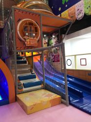 -太空学院儿童娱教乐园(中华广场店)
