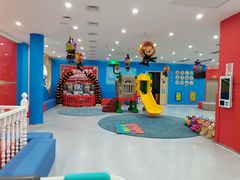 -美吉姆国际儿童发展中心(红谷滩绿地缤纷城中心)