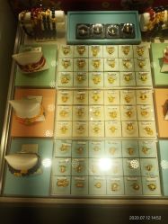 -周大福CHOW TAI FOOK(解放路天鸿小食代店)