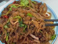 -丹水桥地锅鱼·翘嘴鲌·地方特色全鱼宴(丹江口大坝店)