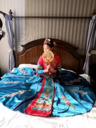 -Lady  Jane高端婚纱礼服馆