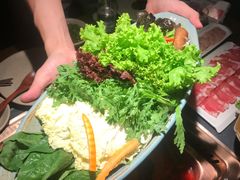 -老牌坊云南鱼豆花火锅(哈西万达店)