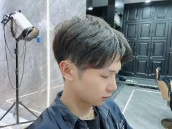 -Tipo Hair salon（明星）店