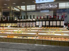 面包甜点陈列柜-亚马逊海鲜自助(梅溪湖步步高店)