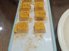 -东口码头·烧鸽子·鱼头泡饼·地方菜(金鹰悦城店)