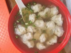 -张阿三馄饨店
