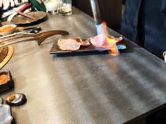 -铭牛烧肉·和牛海鲜自助(高新月牙湖店)