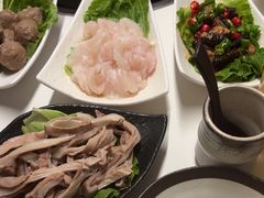 -汤宴·参须肚包鸡(南京路店)