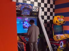 -不可思议减压馆·解压博物馆·摔碗发泄·团建定制
