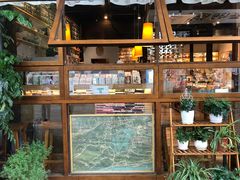 -猫的天空之城概念书店(杭州南宋御街店)