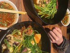 -万记麻辣烫国展总店