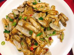 -鑫渔港海鲜本地菜·山海关浑锅(东戴河店)