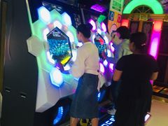 -星悦蓝海欢乐园(石路天虹店)