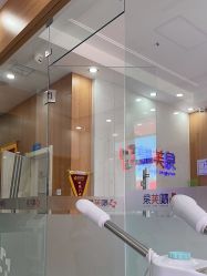 -靓芙泉专研痘痘肌