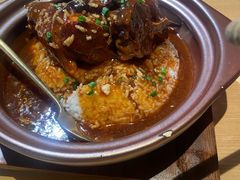 贼拉香肘子捞饭-关东小磨东北菜(上海长风大悦城店)