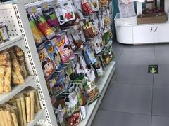 零售区-百年义利(榴乡路店)