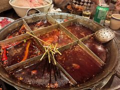 -周小明火锅(黑金冠社区店)