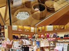 -百新书局(尚悦湾店)