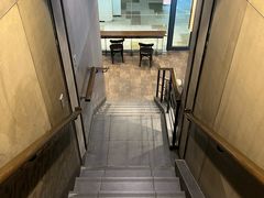 -瑞幸咖啡(小龙湾地铁站临街店)