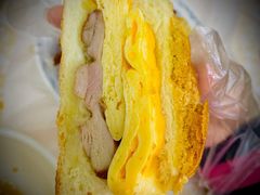 芝士滑蛋鸡扒菠萝包-渔记茶餐厅(渔村店)