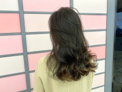 -AKOZO Beauty Salon