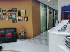 -雅悦齿科(顾村公园店)