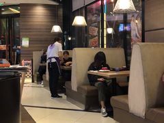 -必胜客(上海新南方商城PH店)