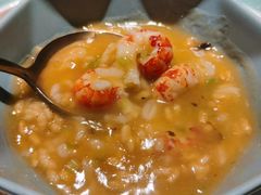 招牌小龙虾红汤泡饭-蜜桃花开·中西融合菜E&W(南长街店)