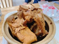 -万和春排骨砂锅米饭(新业广场店)