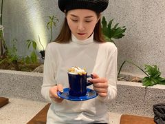 -HUG·拥抱咖啡(郑州宝龙广场店)