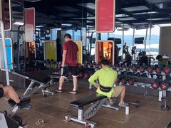 -奇迹健身金茂汇店