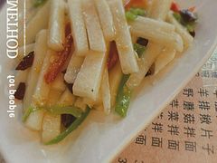 -蘑菇拌面•正宗新疆菜