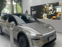 -TESLA 特斯拉(广州天环广场体验店)