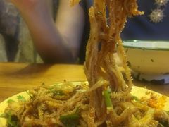 -拈签一笑黄牛肉辣卤串串