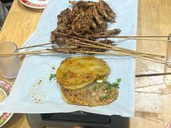 -云南建水鸡脚王烧烤(商贸路店)